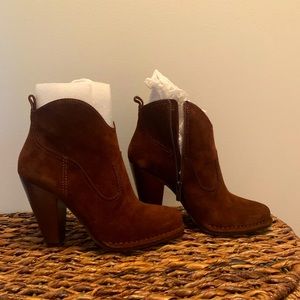 Brand new and super cute!